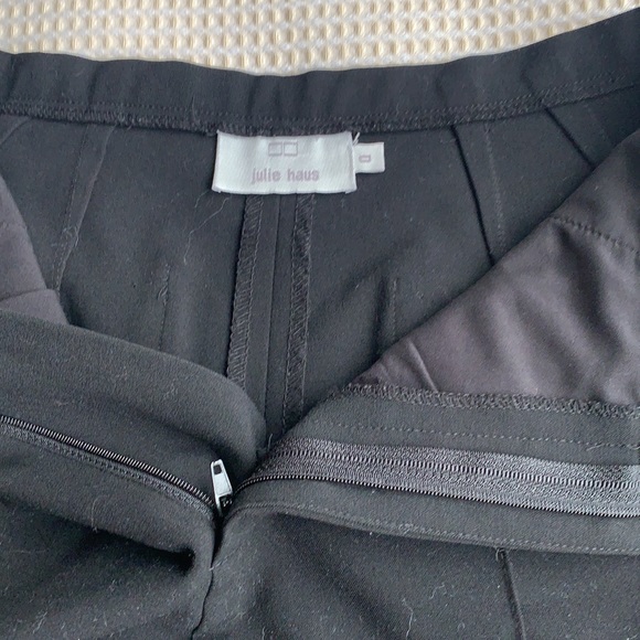 High waisted black shorts size 0 - Picture 3 of 6